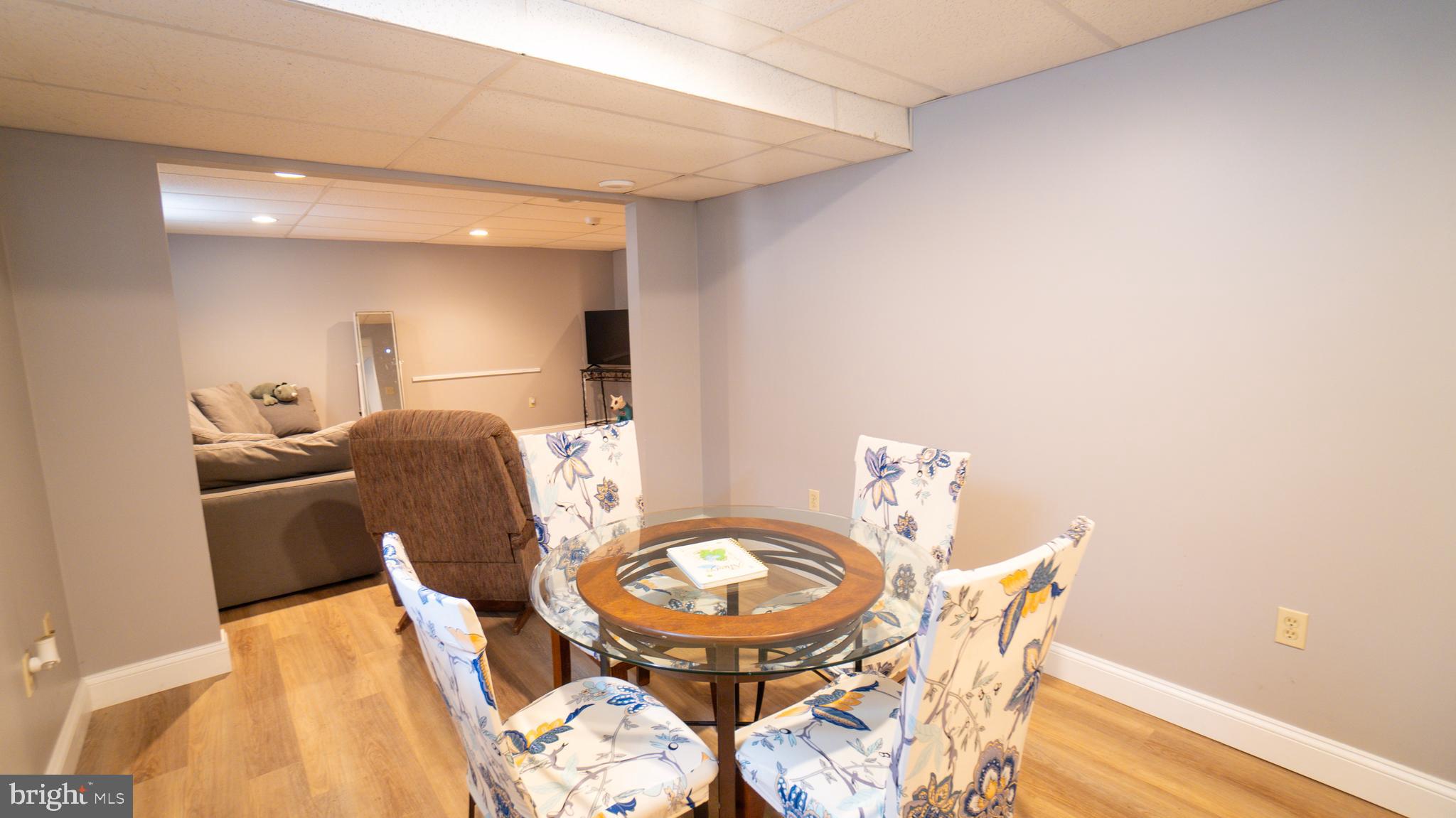 FLORIBUNDA - Residential