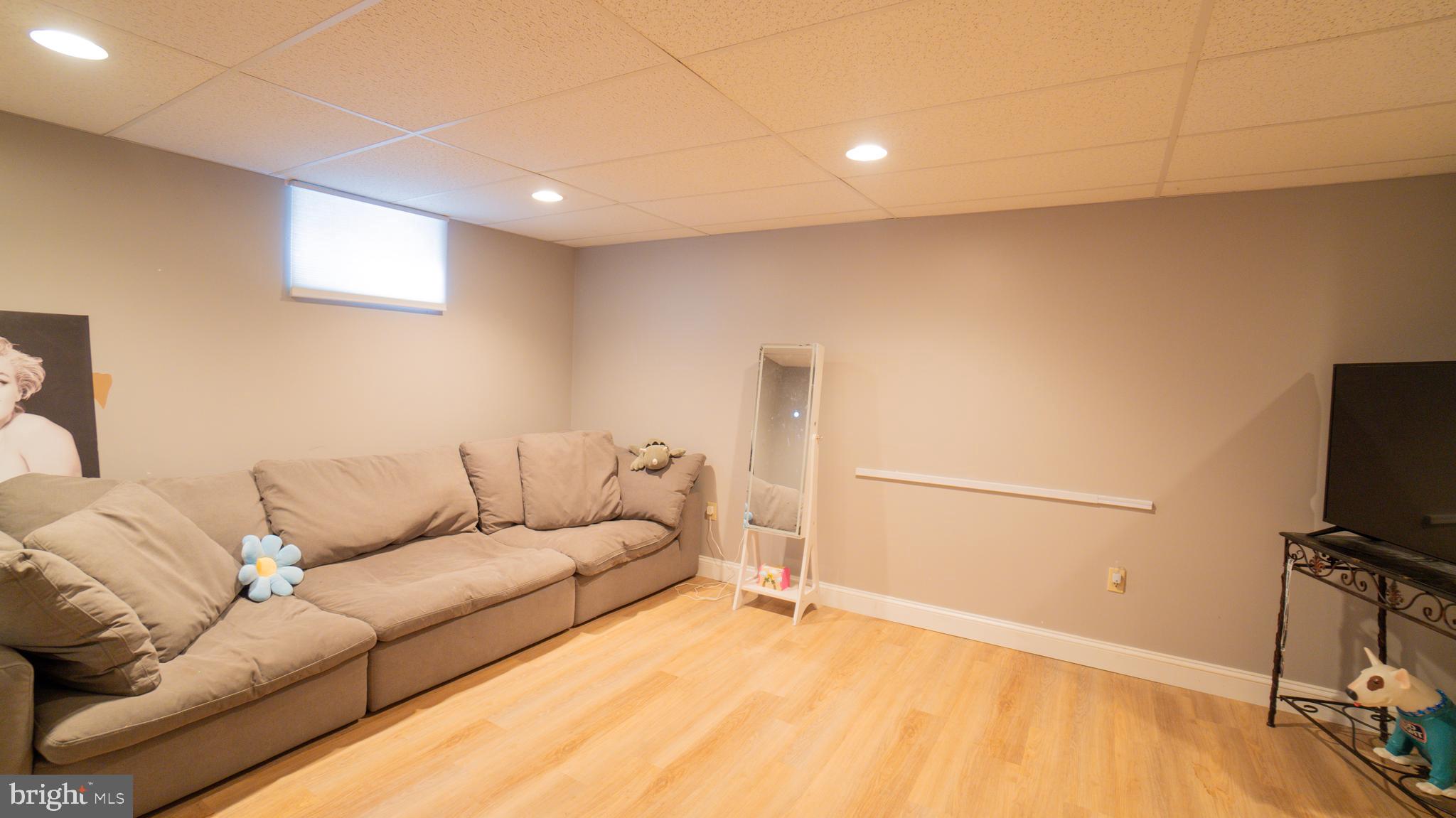 FLORIBUNDA - Residential