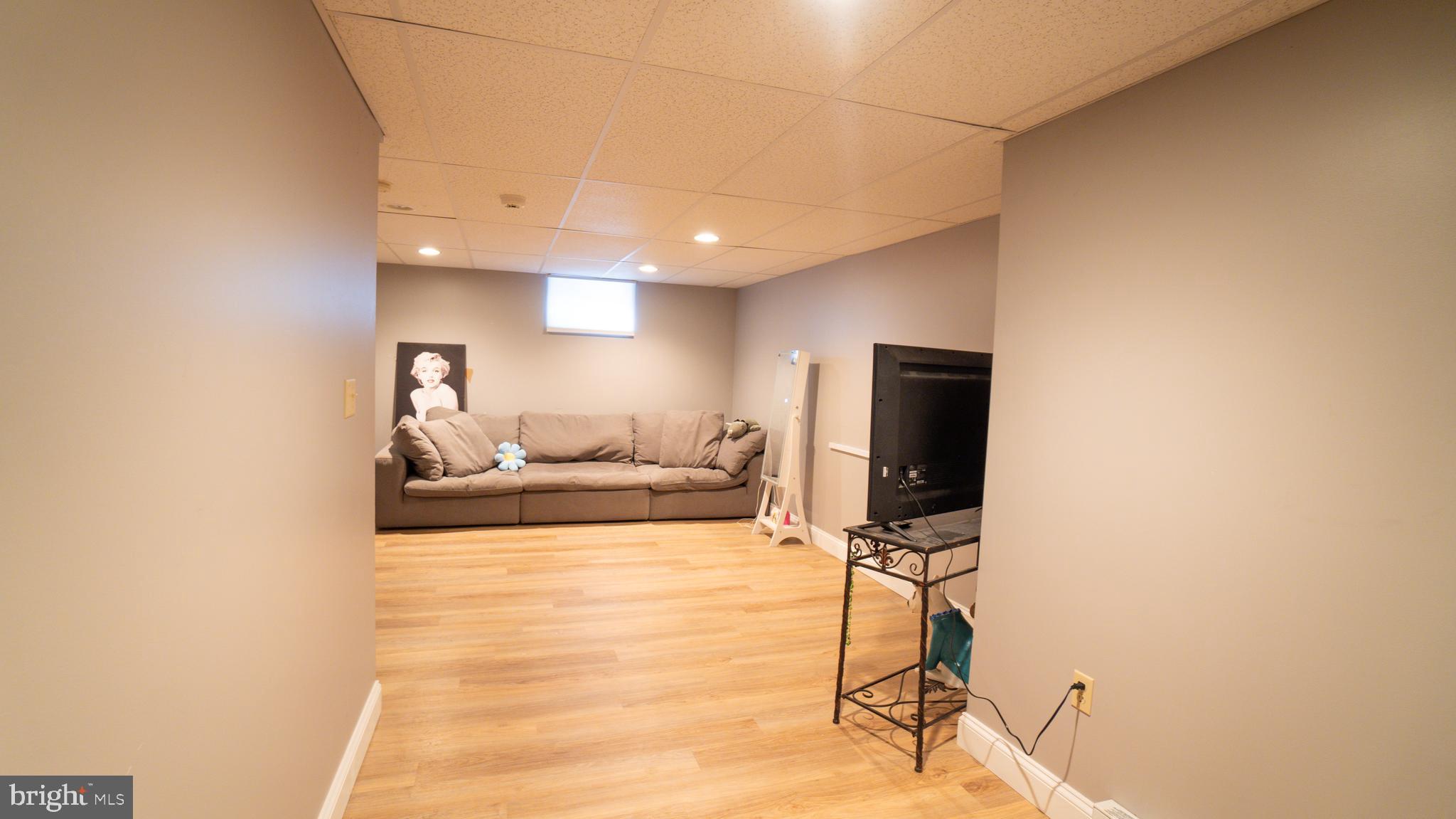 FLORIBUNDA - Residential