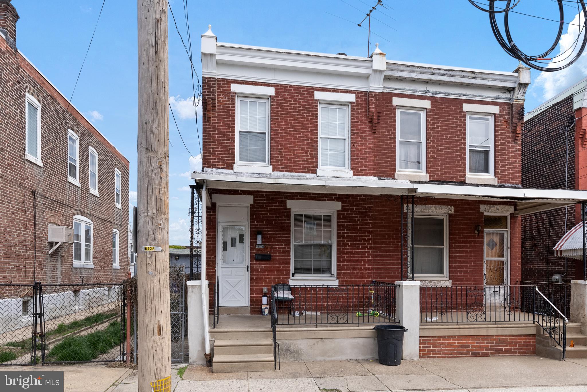 Welcome to 2367 Duncan Street, an incredible investment opportunity in the heart of Philadelphia’s Frankford section. This well-maintained 2-story rowhome features a spacious layout with a bright living room, formal dining area, a functional kitchen, and a full bathroom — all conveniently located on the main floor. A washer and dryer are also situated on the main level for added convenience.
Upstairs, you’ll find three generously sized, sun-filled bedrooms and a full bathroom. The home also includes a large, partially finished basement that offers ample storage space or potential for additional living space.
Best of all, this property is already tenant-occupied, allowing you to start earning rental income immediately after closing.