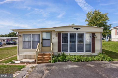 42 CHESAPEAKE ESTATE THOMASVILLE PA 17364