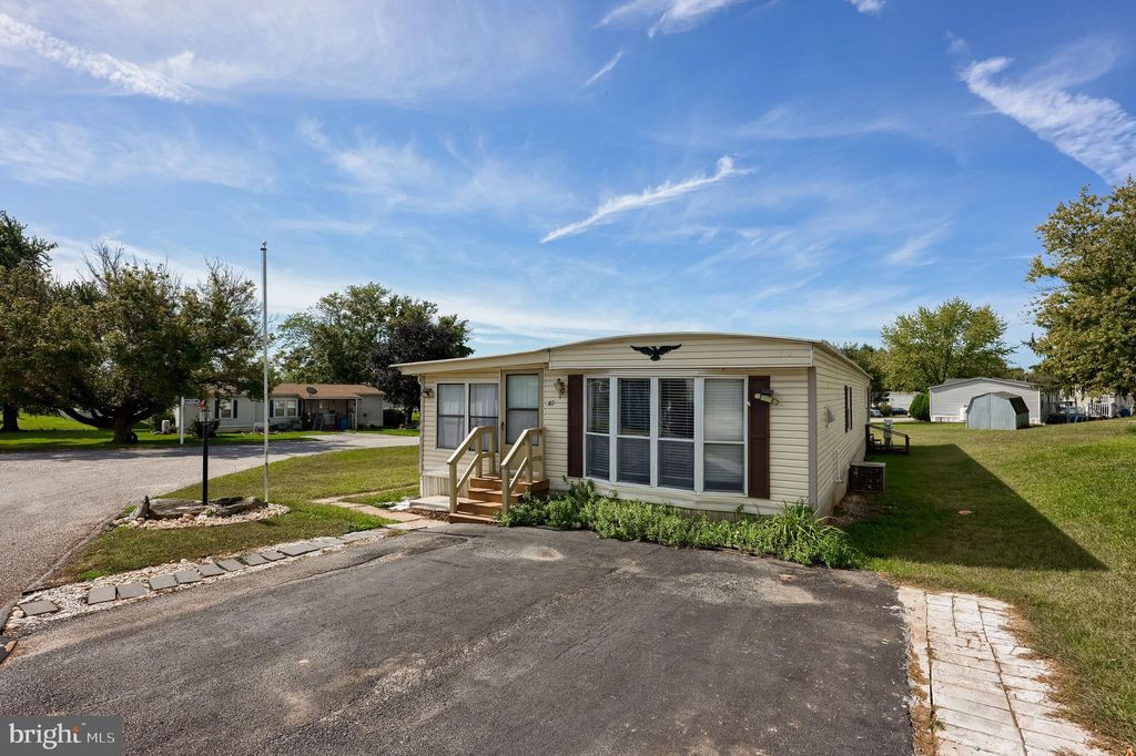Photo of 42 Chesapeake Estate, THOMASVILLE, PA 17364 (MLS # PAYK2091268)