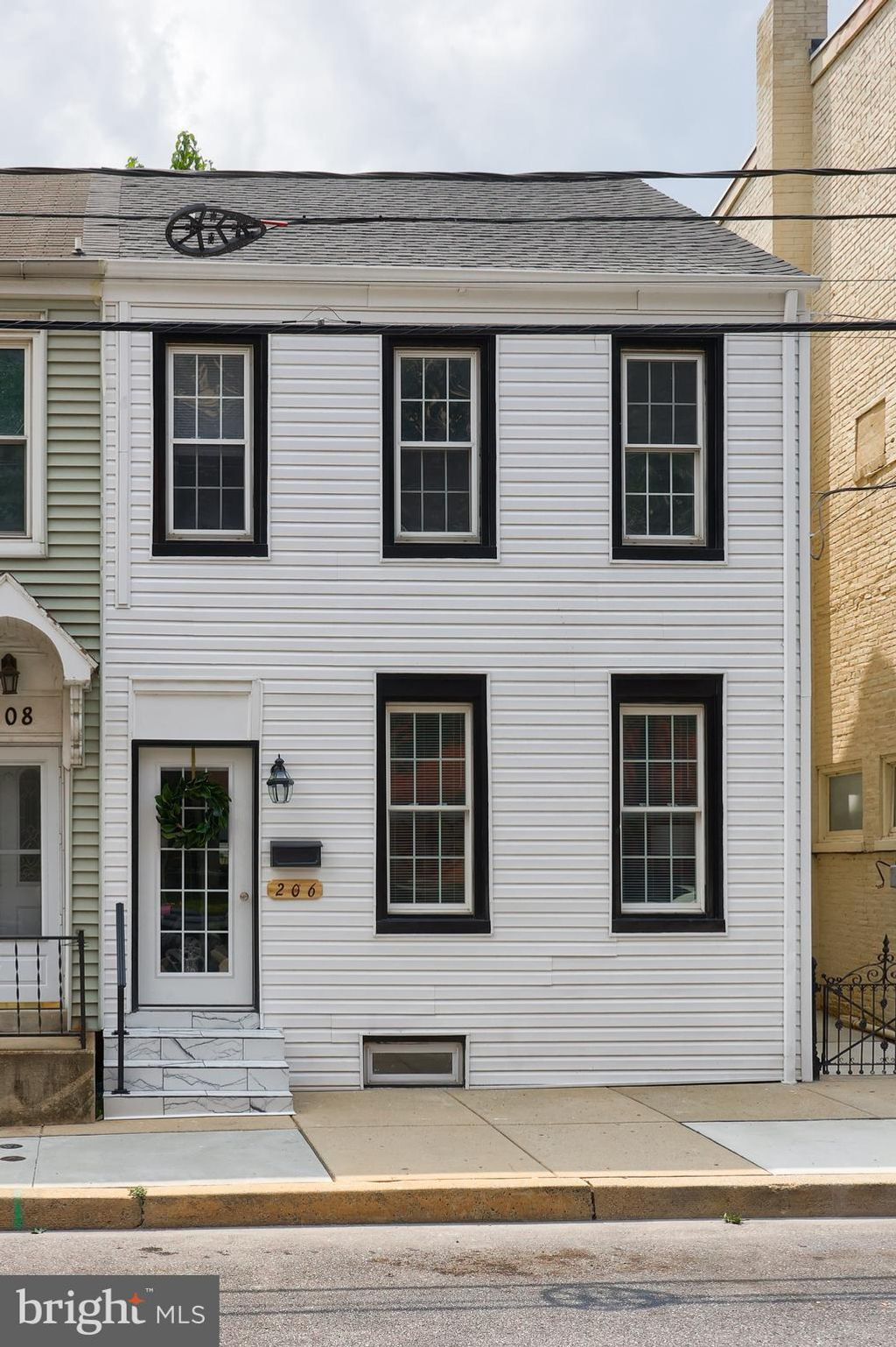 Photo of 206 S FOURTH ST, COLUMBIA, PA 17512 (MLS # PALA2038744)