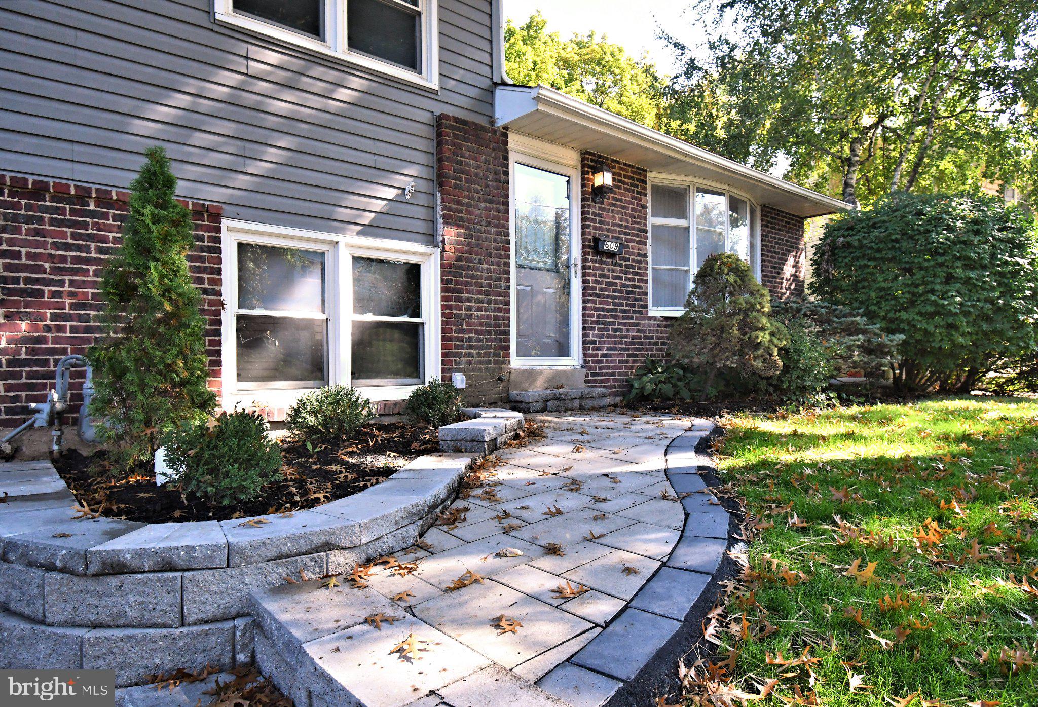 609 MANSFIELD ROAD