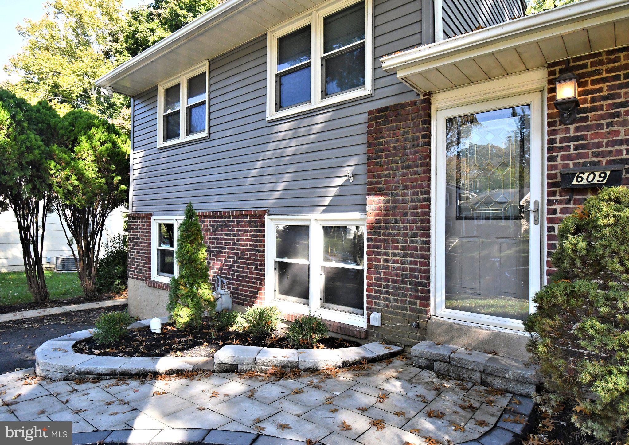 609 MANSFIELD ROAD
