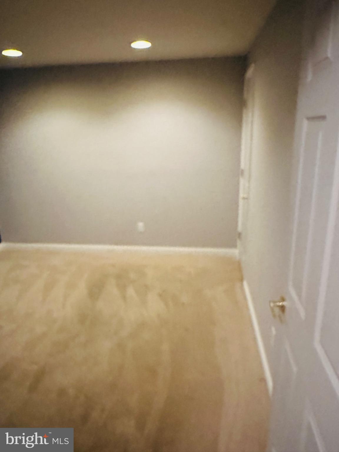 BOSTON COURTS - Residential