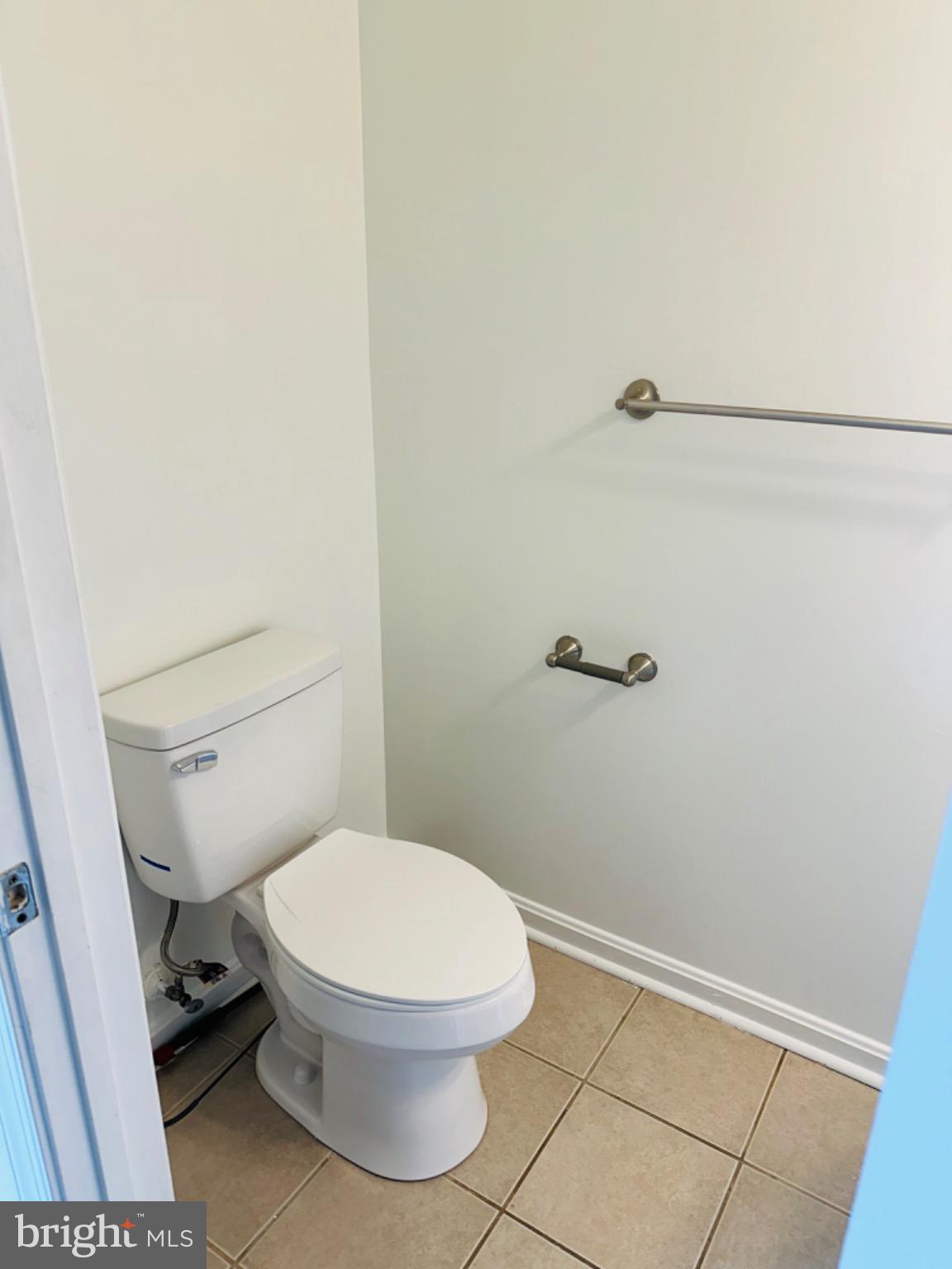 BOSTON COURTS - Residential