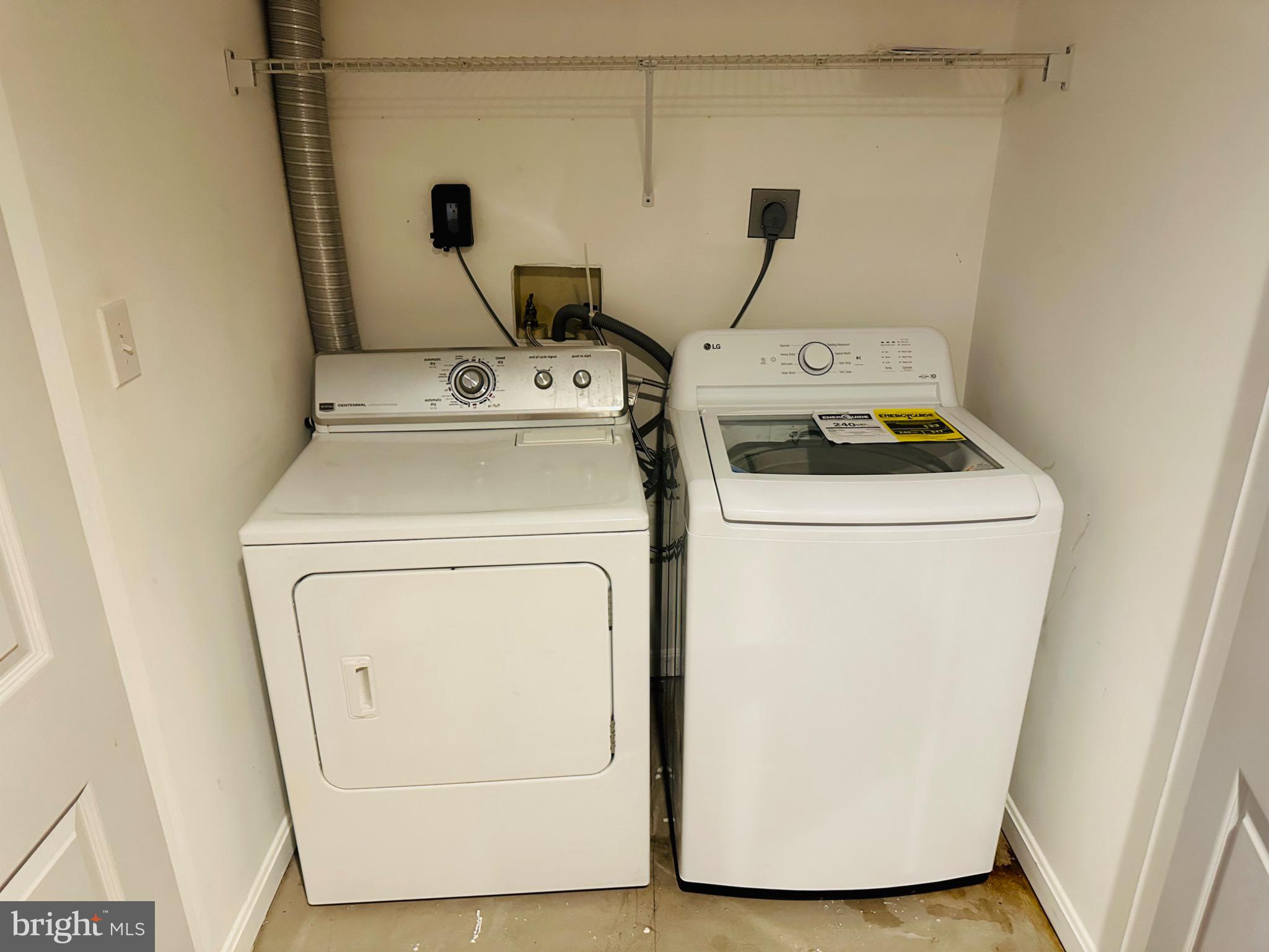 BOSTON COURTS - Residential