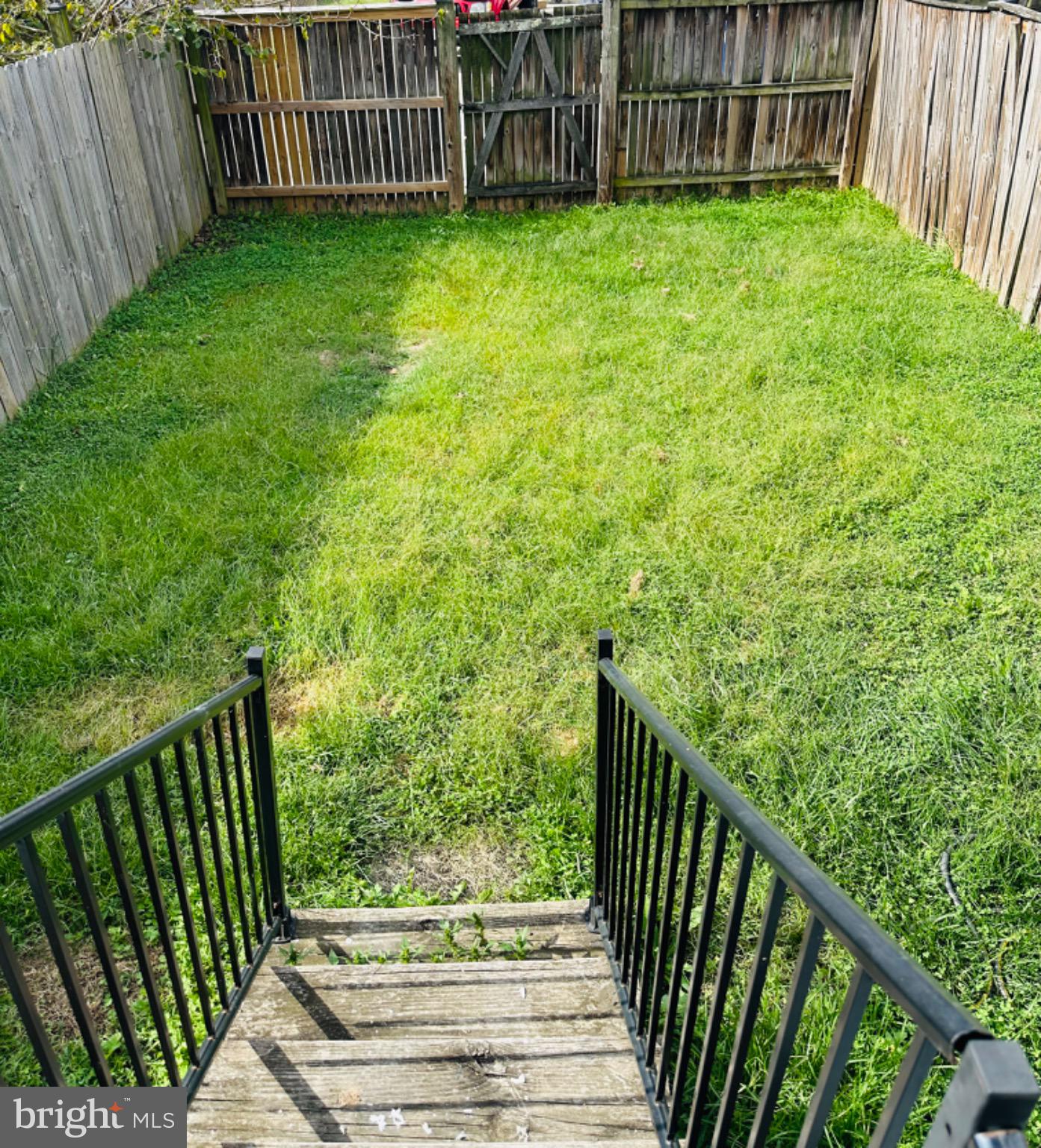 BOSTON COURTS - Residential