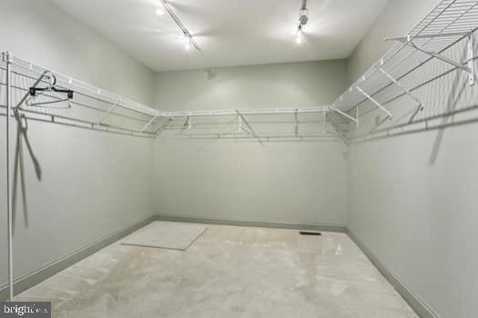 THORNCROFT WOODS - Residential