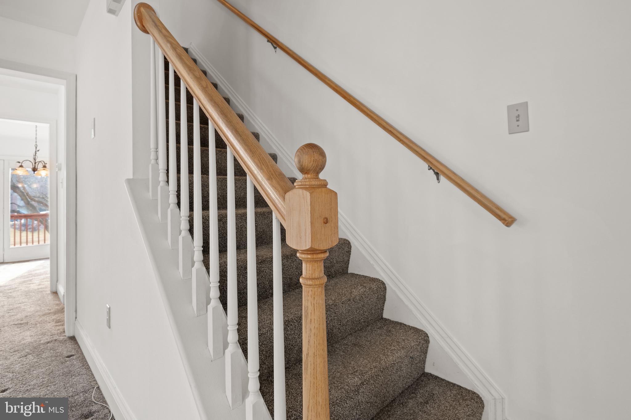 COBBLESTONE COURT - Residential