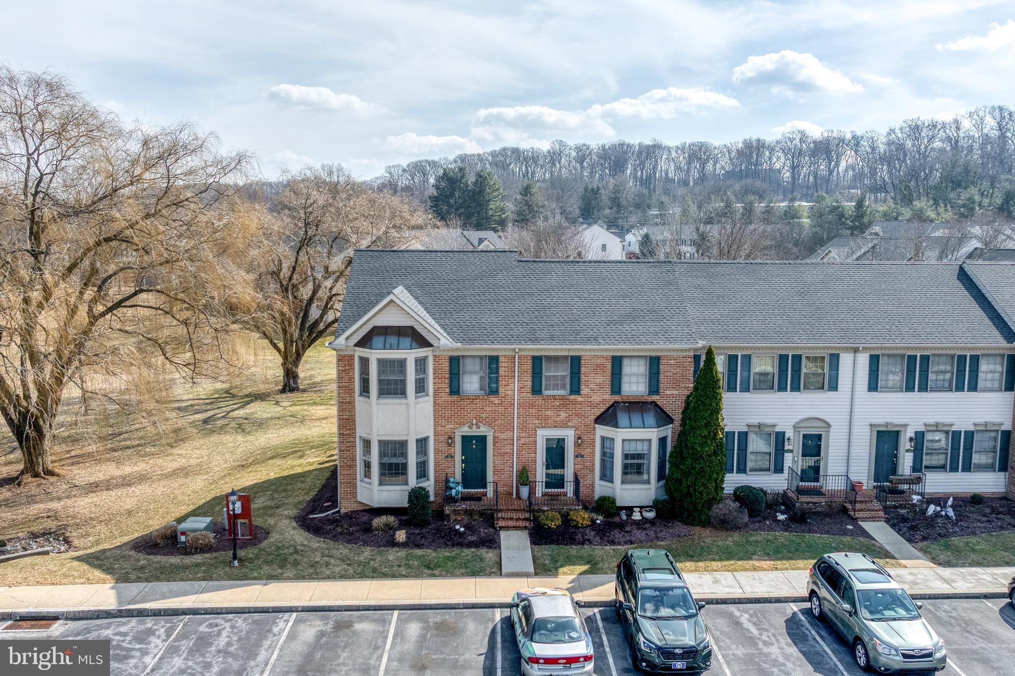 COBBLESTONE COURT - Residential