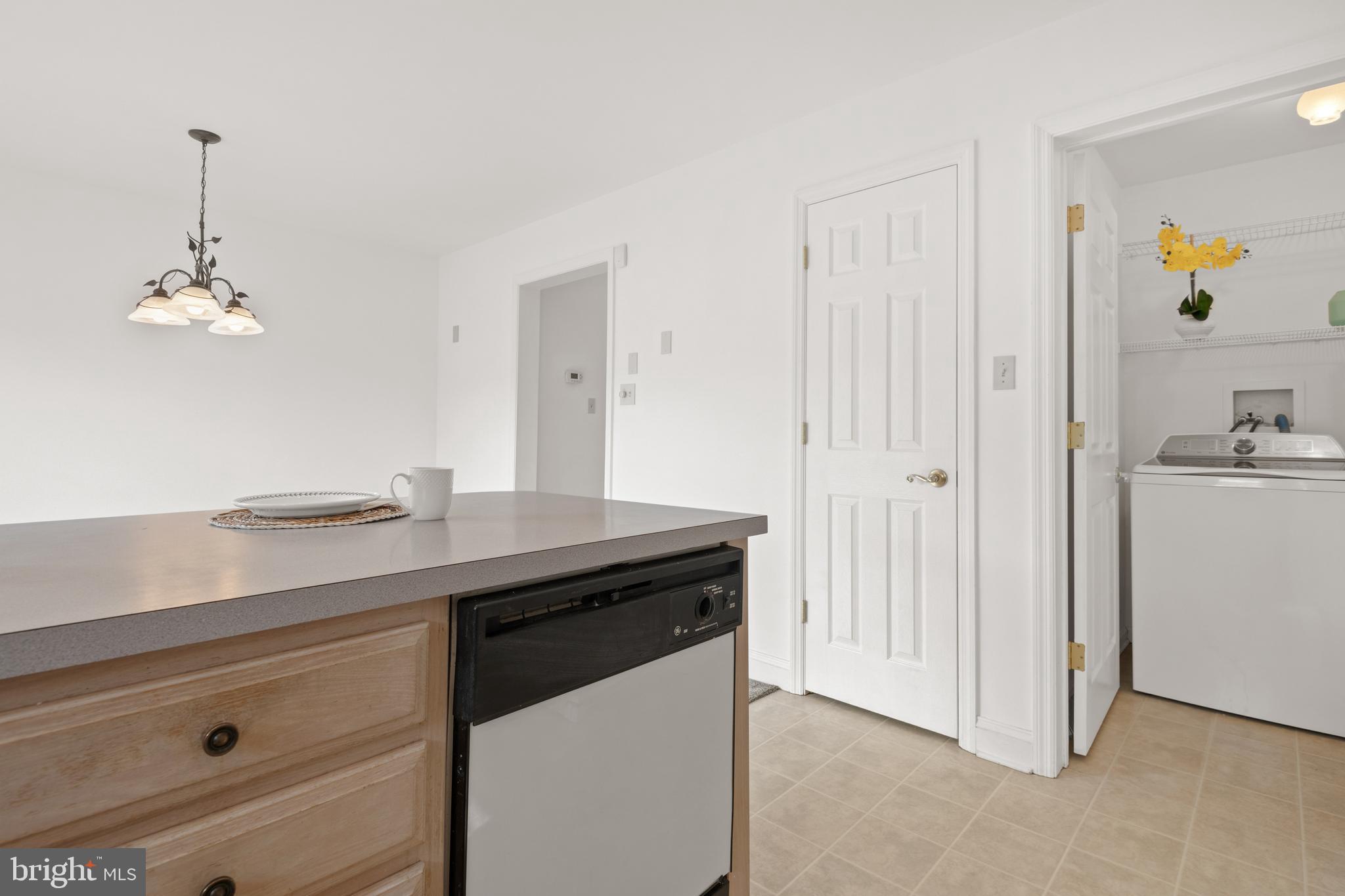 COBBLESTONE COURT - Residential