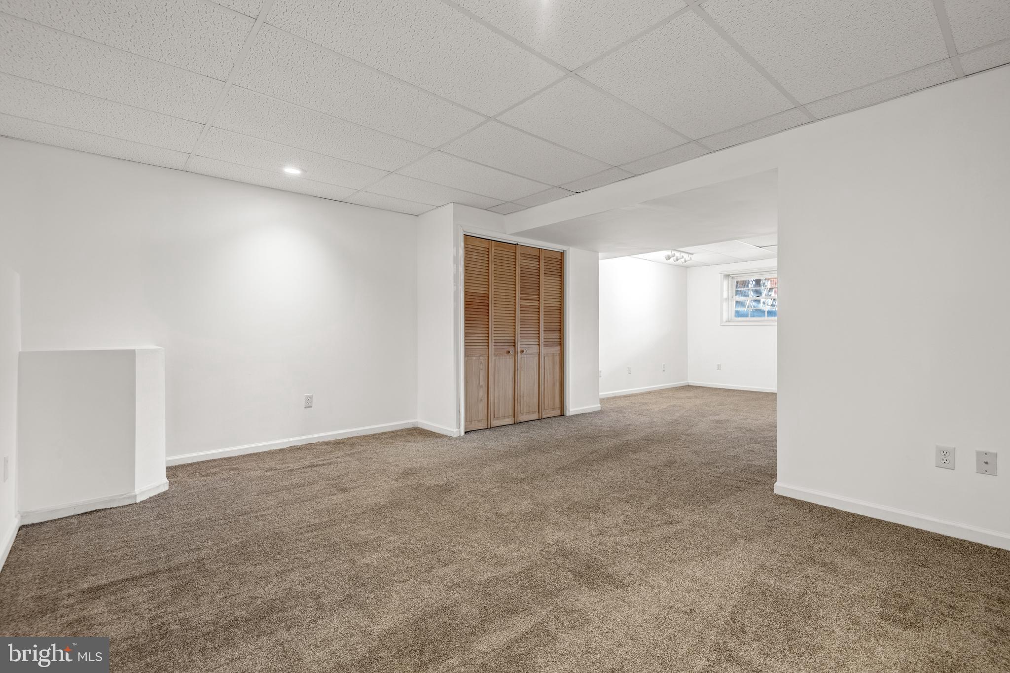 COBBLESTONE COURT - Residential