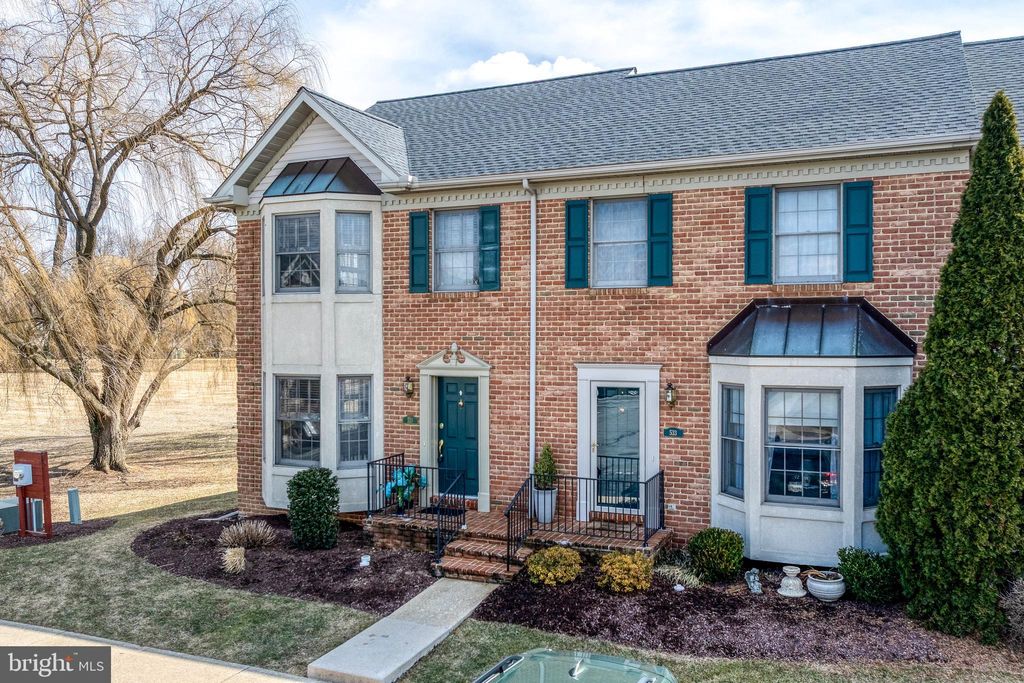 Photo of 535 Cobblestone Lane, LANCASTER, PA 17601 (MLS # PALA2064624)