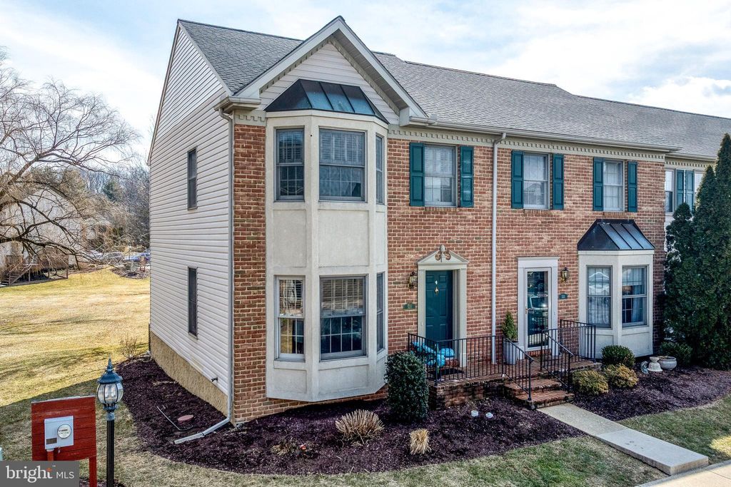 Photo of 535 Cobblestone Lane, LANCASTER, PA 17601 (MLS # PALA2064624)