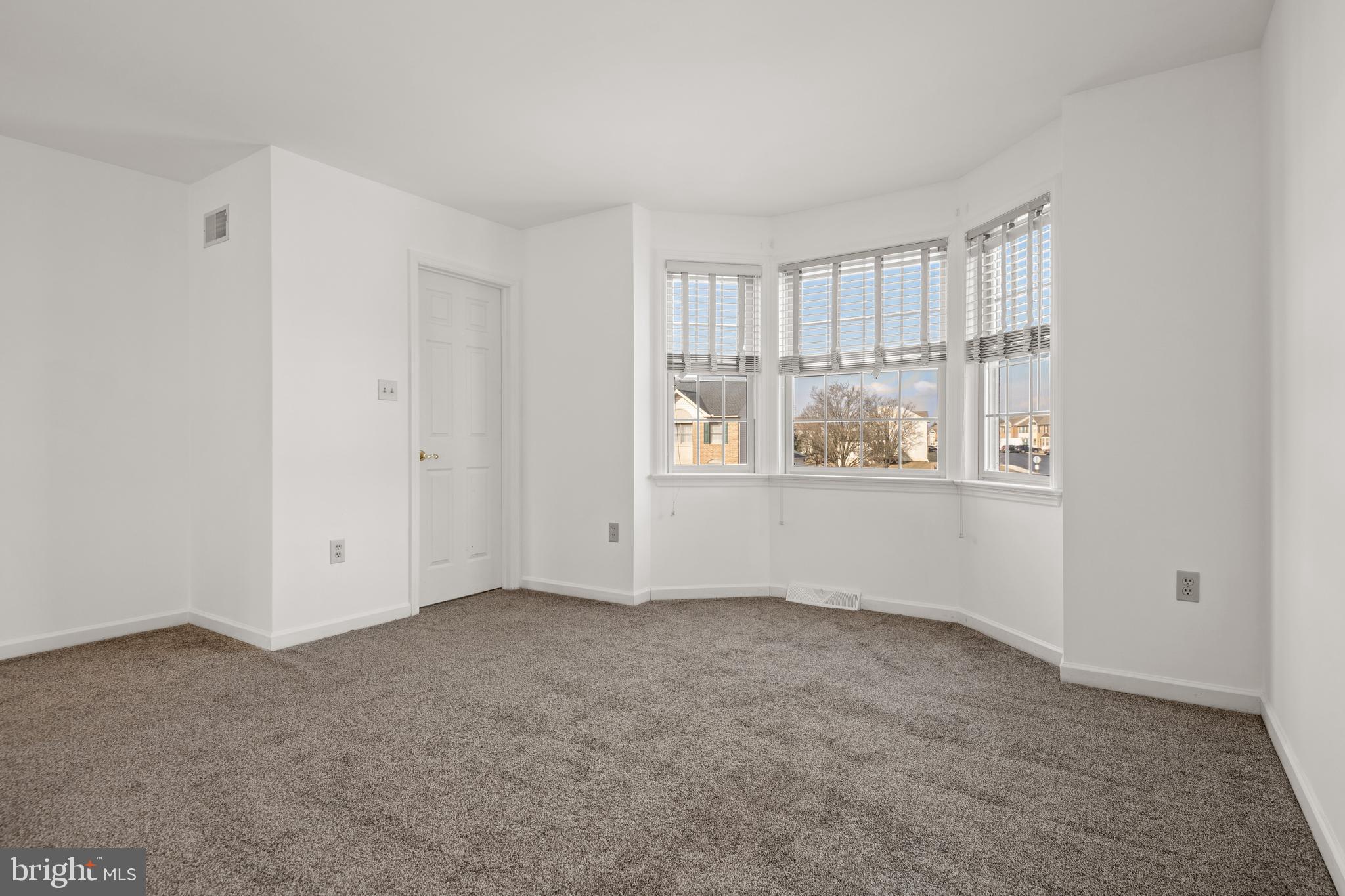 COBBLESTONE COURT - Residential