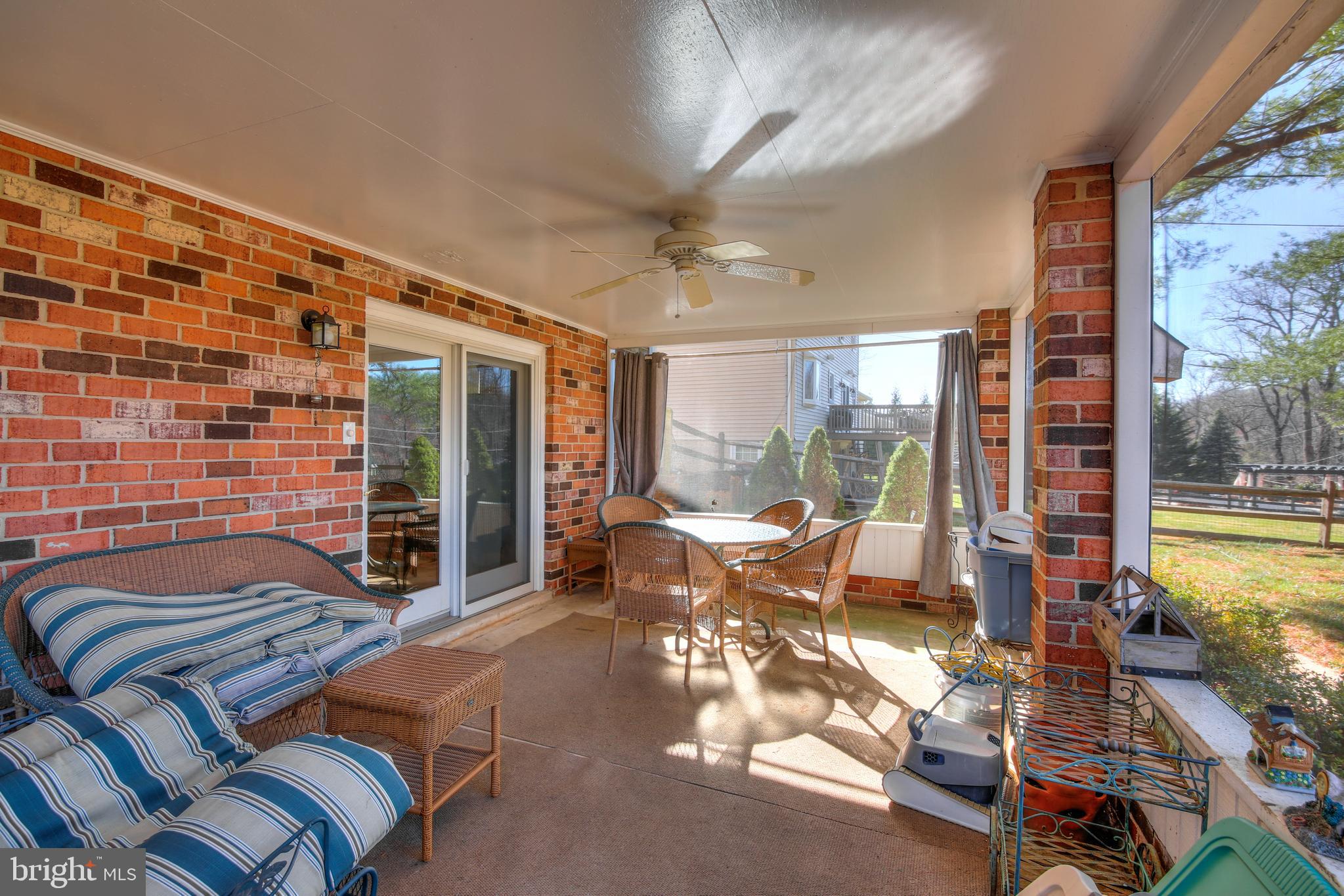 SUNNYBROOK - Residential