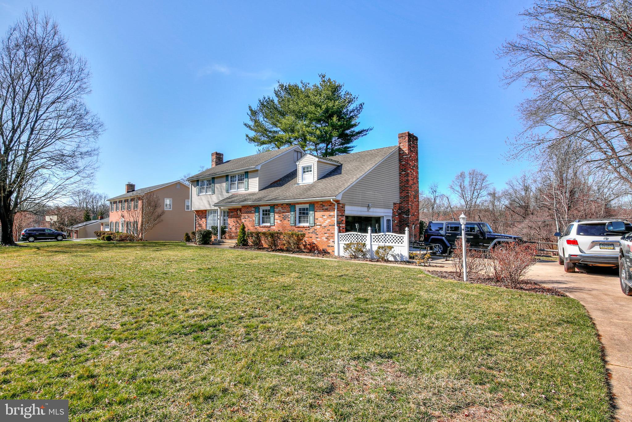 SUNNYBROOK - Residential