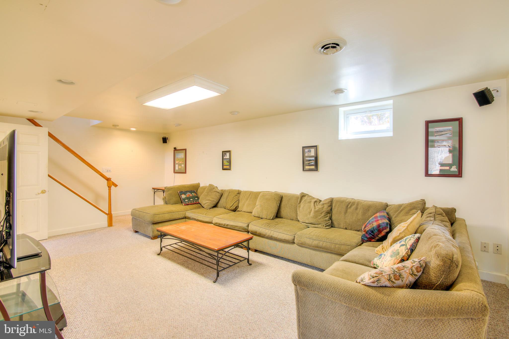 SUNNYBROOK - Residential