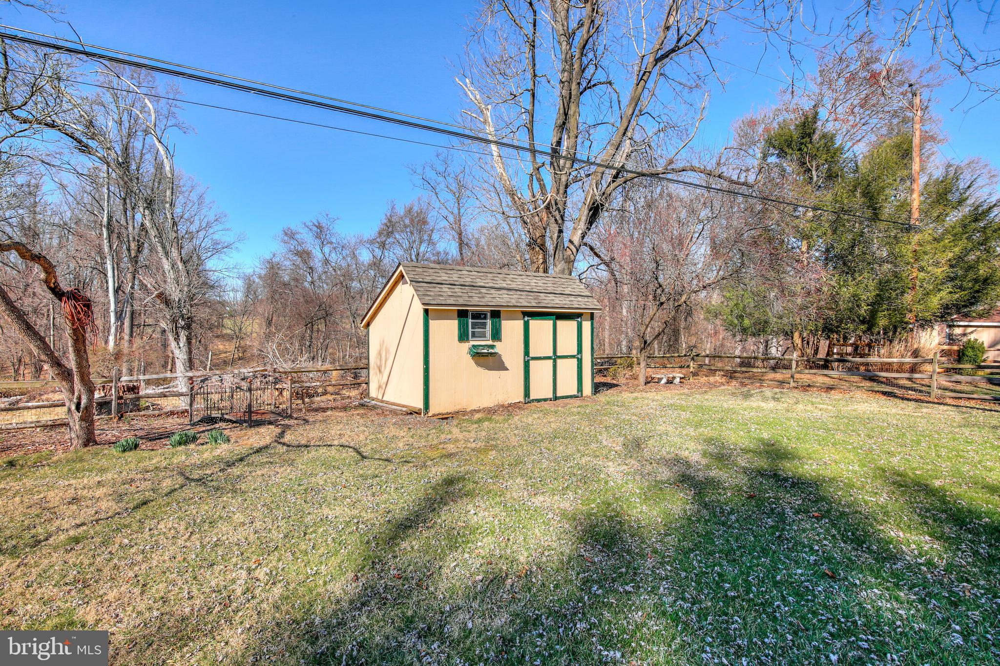 SUNNYBROOK - Residential