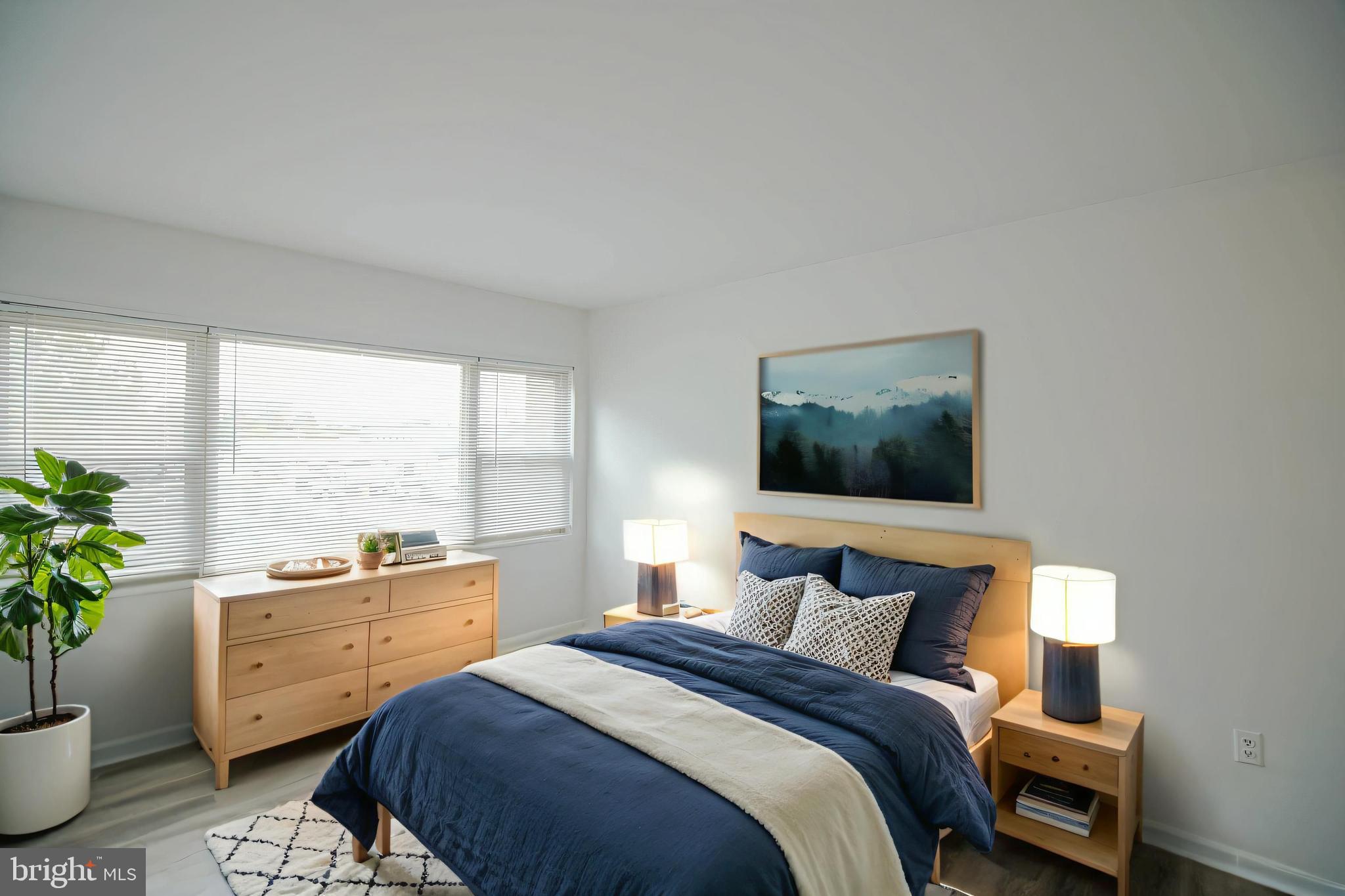 6 CANTERBURY SQUARE 301