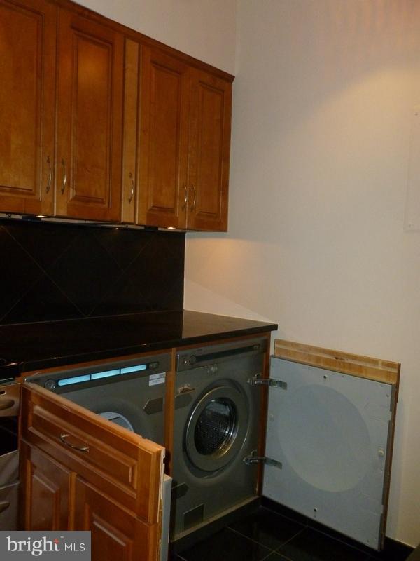 ST ASAPH SQUARE - Residential