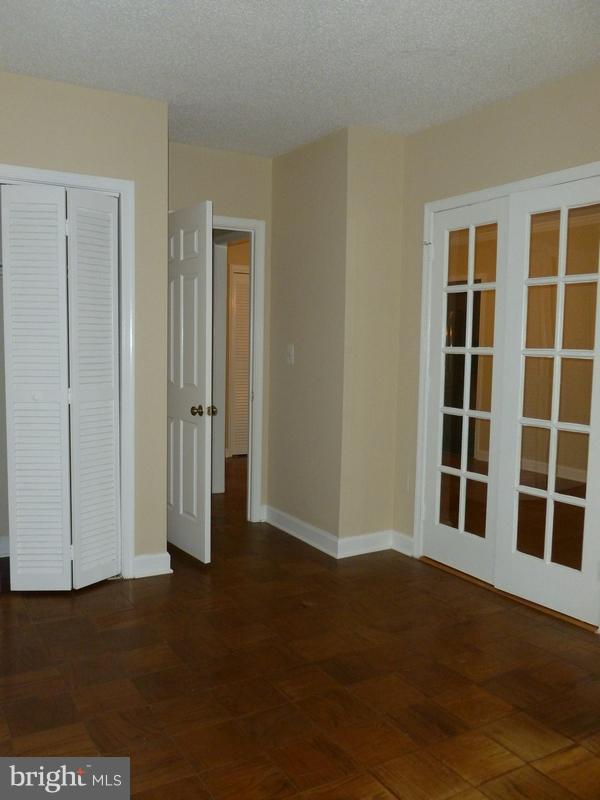 ST ASAPH SQUARE - Residential