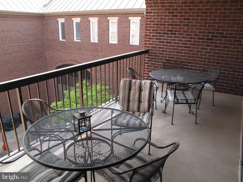 ST ASAPH SQUARE - Residential