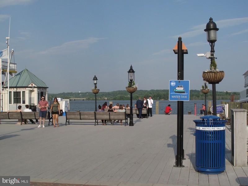 ST ASAPH SQUARE - Residential