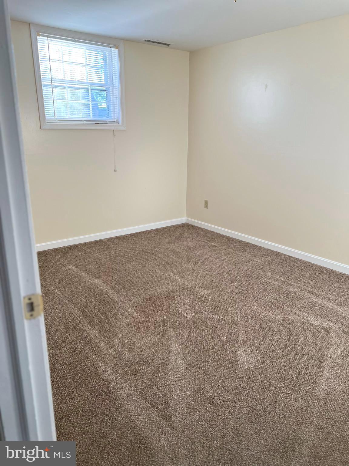 SPOTSWOOD ESTATES - Residential Lease