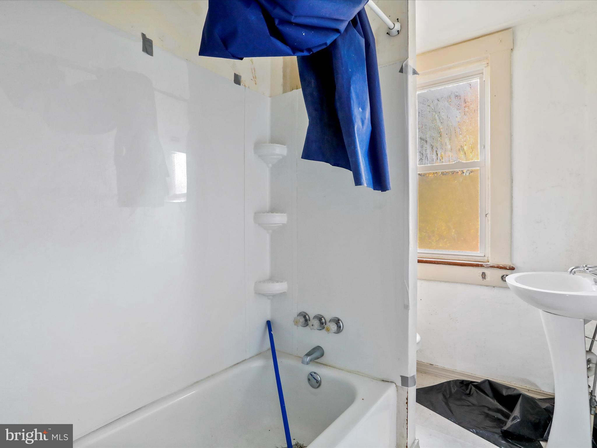 NORTH END - Residential