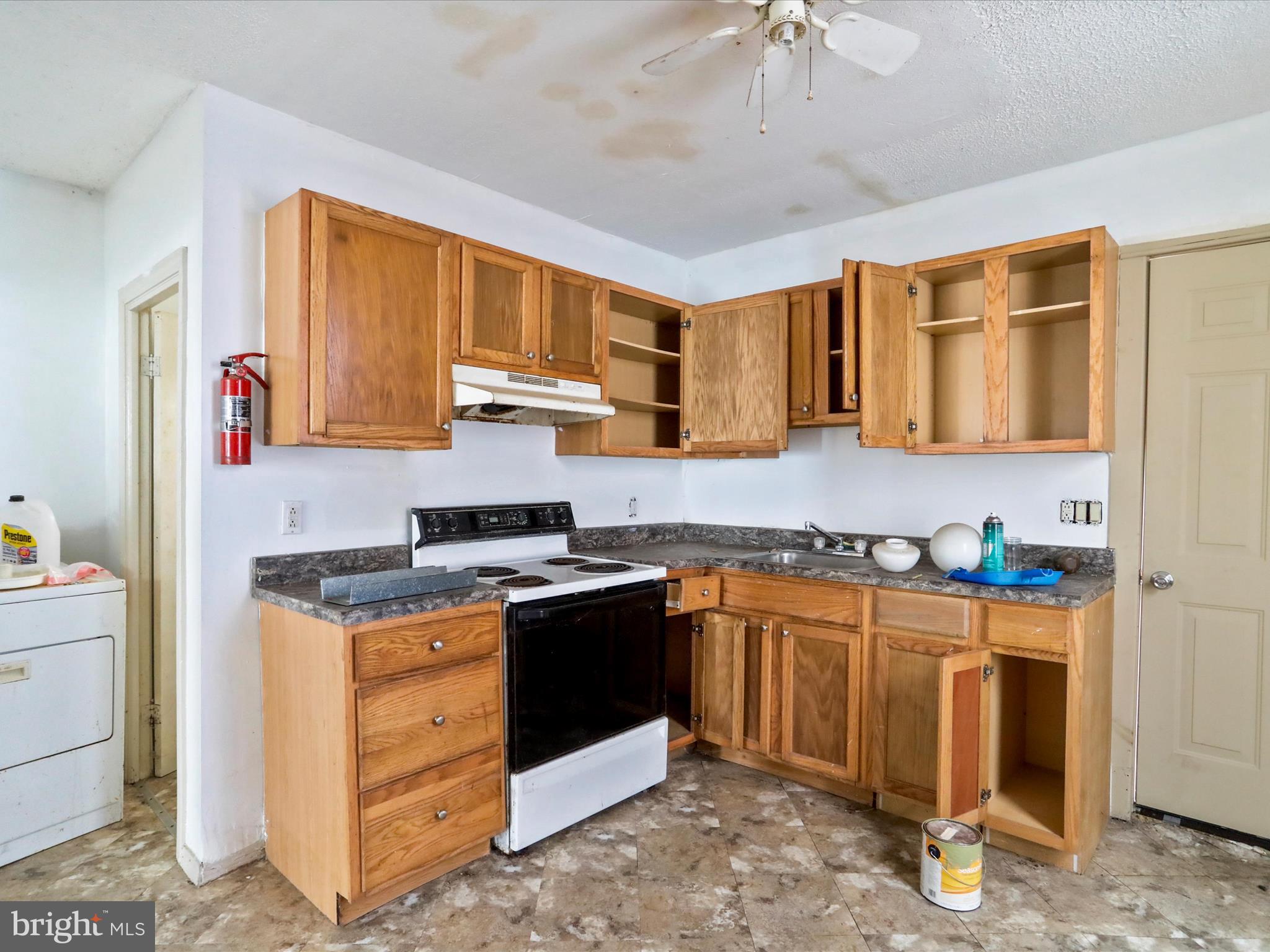 NORTH END - Residential