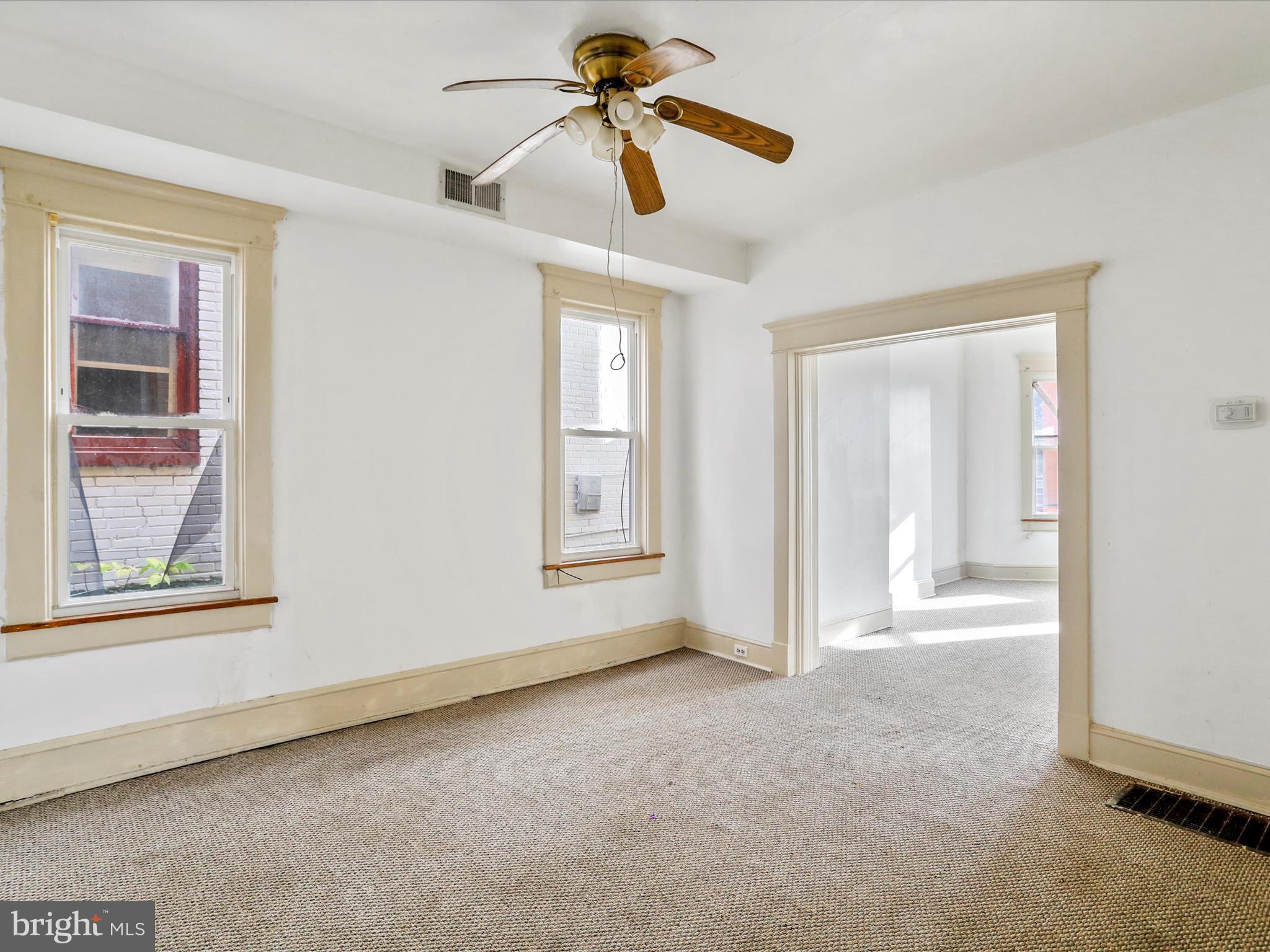 NORTH END - Residential