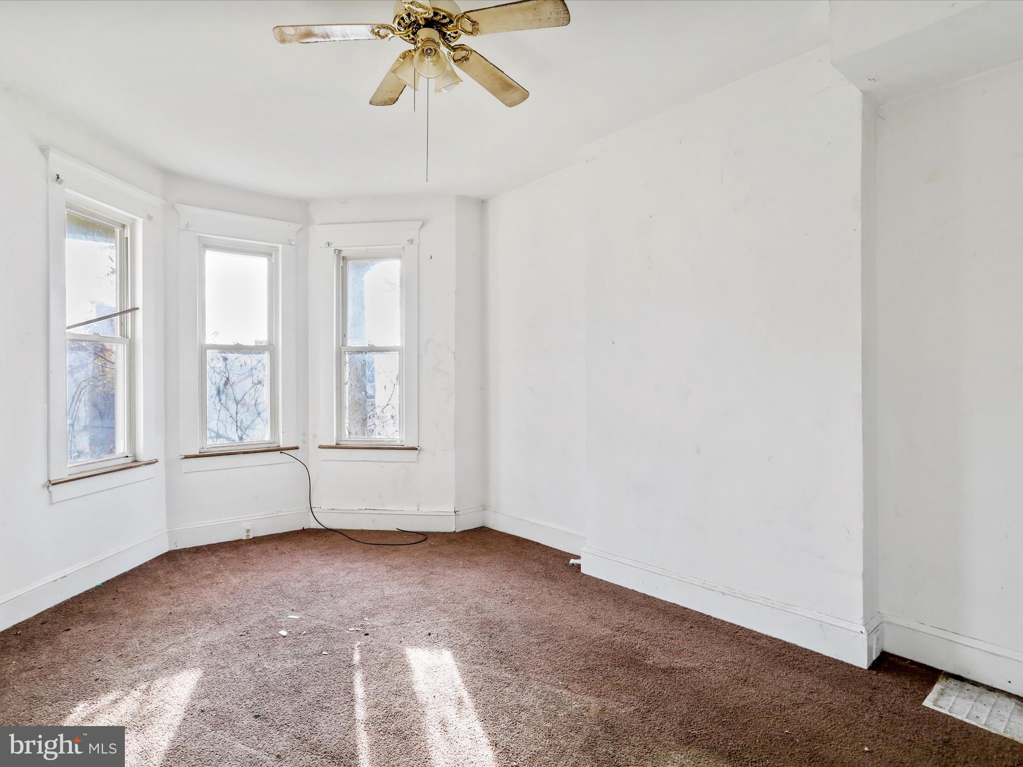 NORTH END - Residential