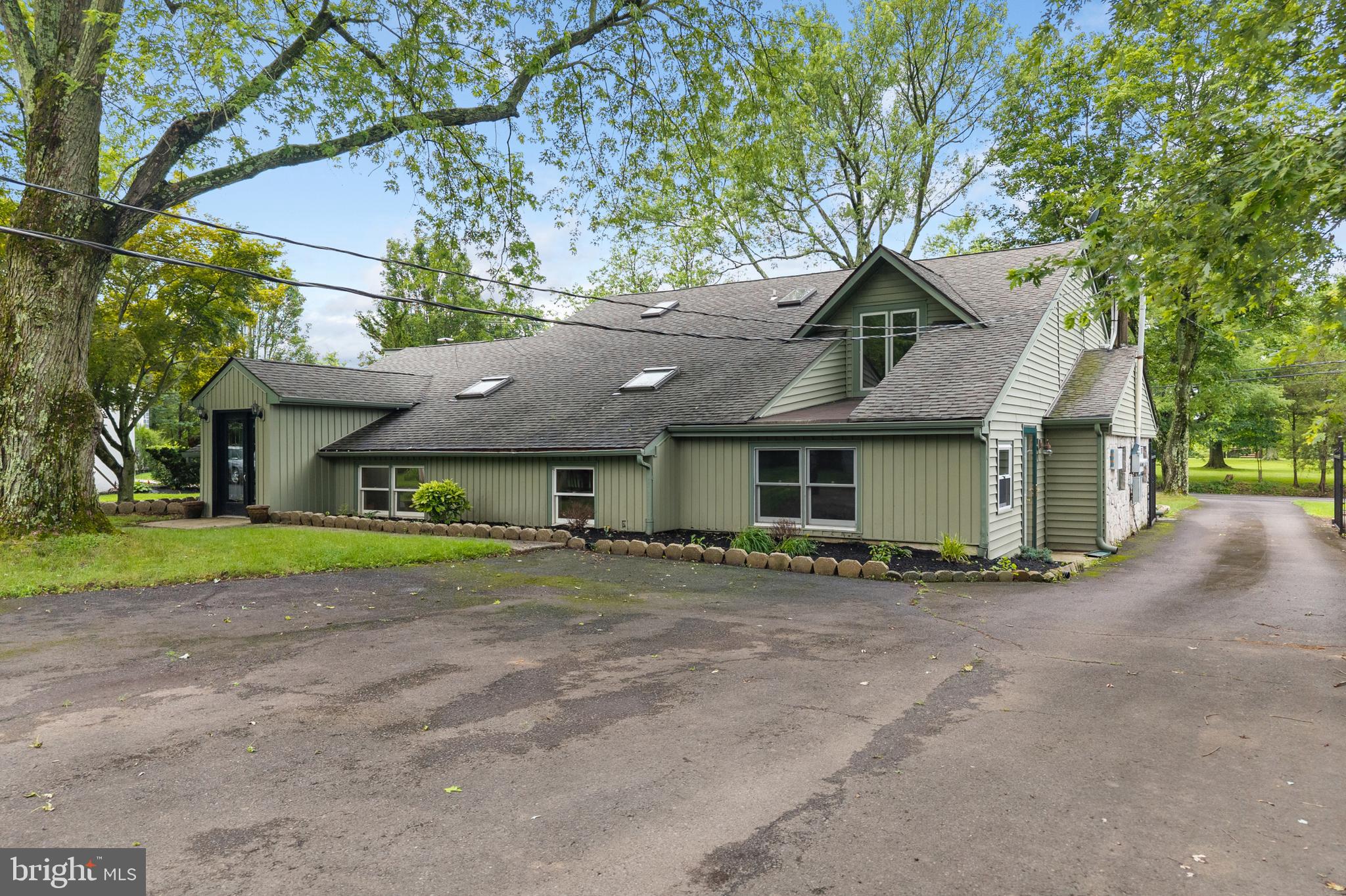 2965 UPPER RIDGE ROAD