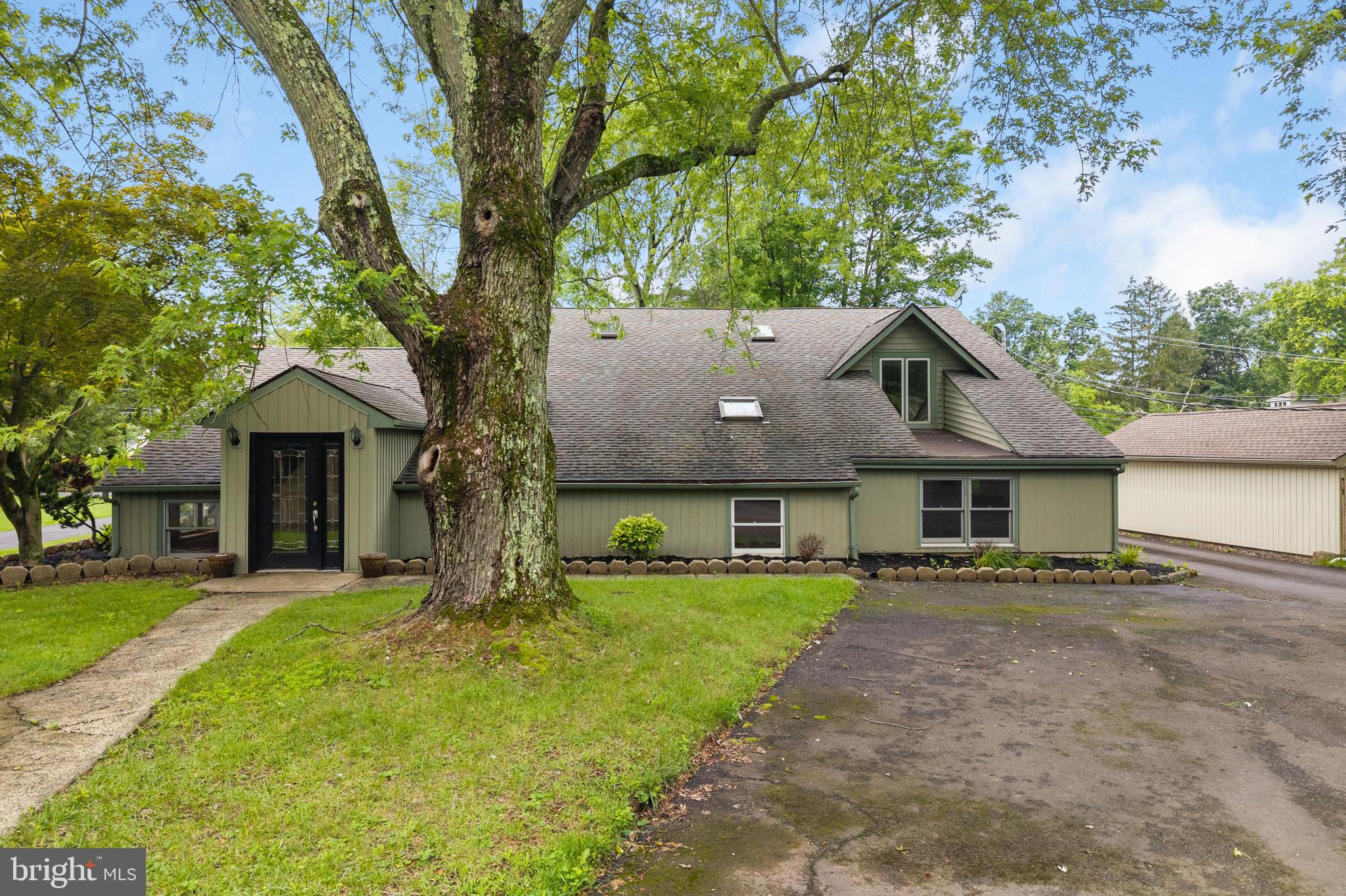 2965 UPPER RIDGE ROAD