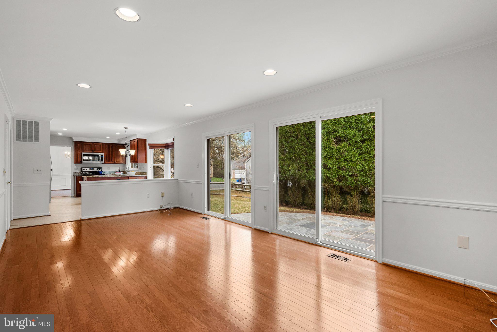 POTOMAC CHASE - Residential