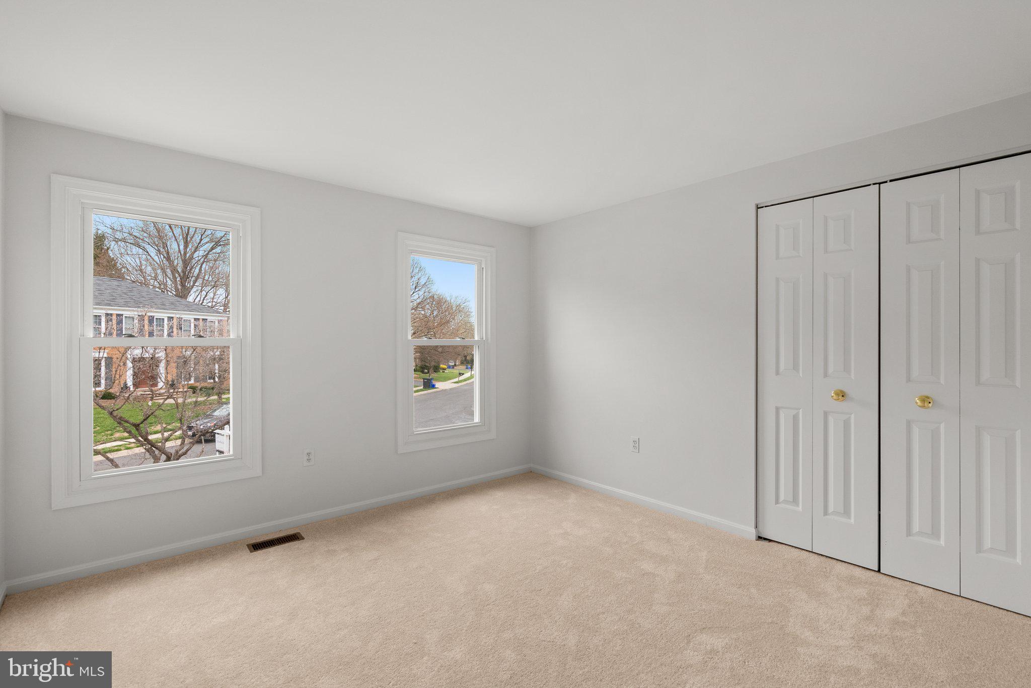 POTOMAC CHASE - Residential