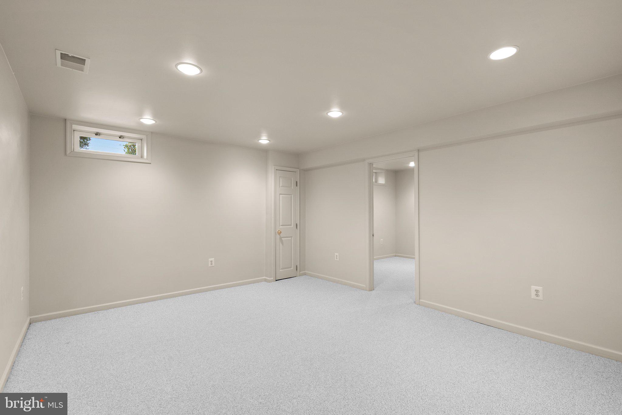 POTOMAC CHASE - Residential