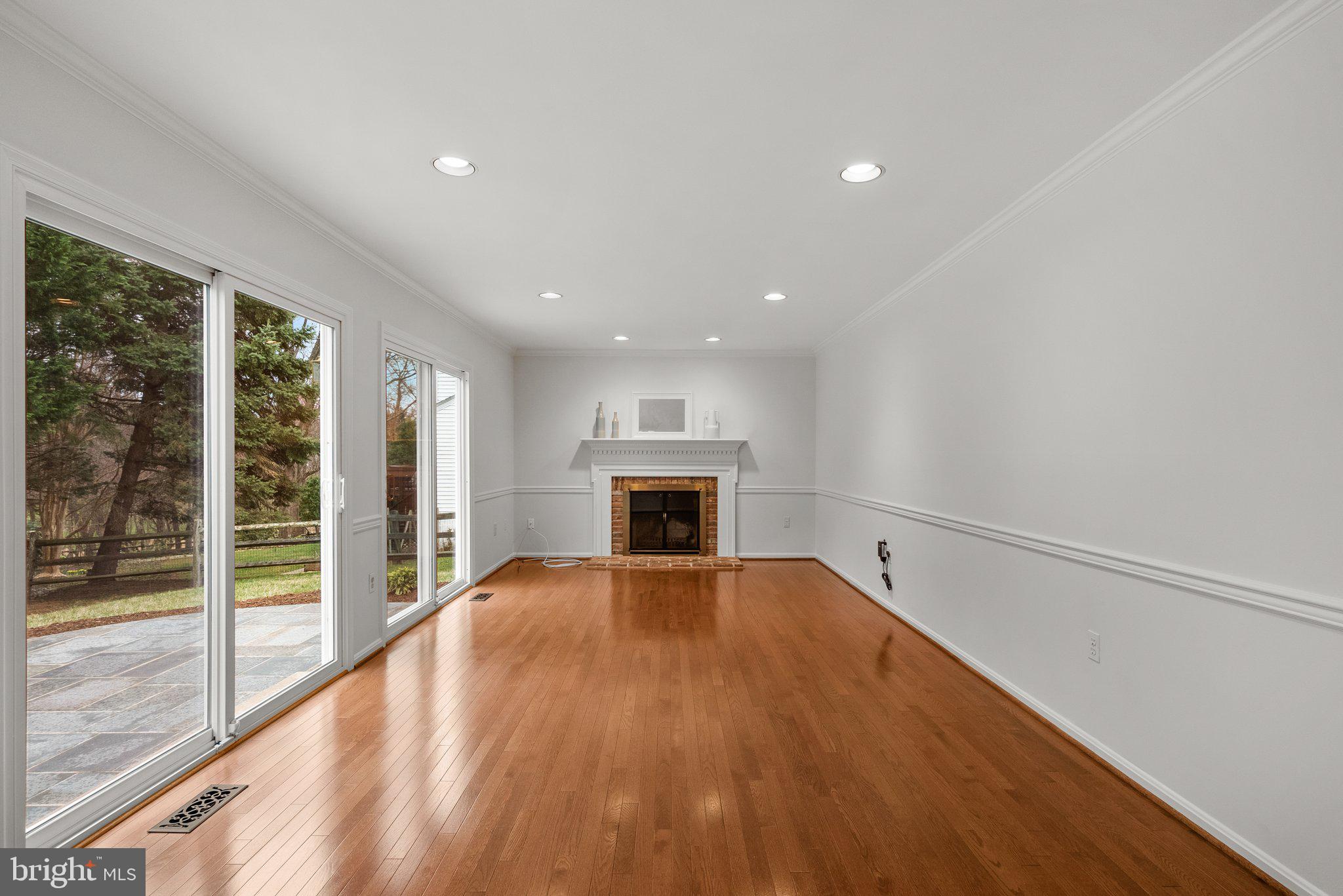 POTOMAC CHASE - Residential