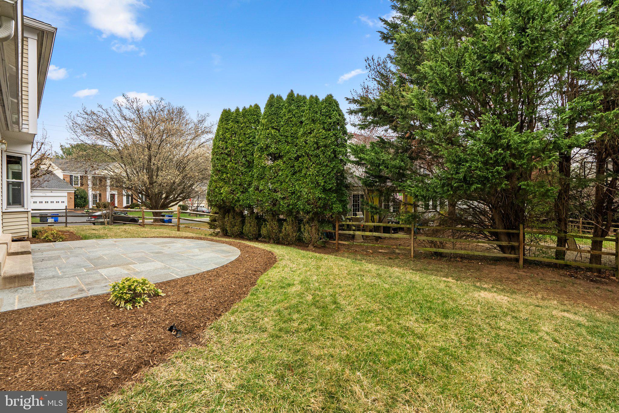 POTOMAC CHASE - Residential