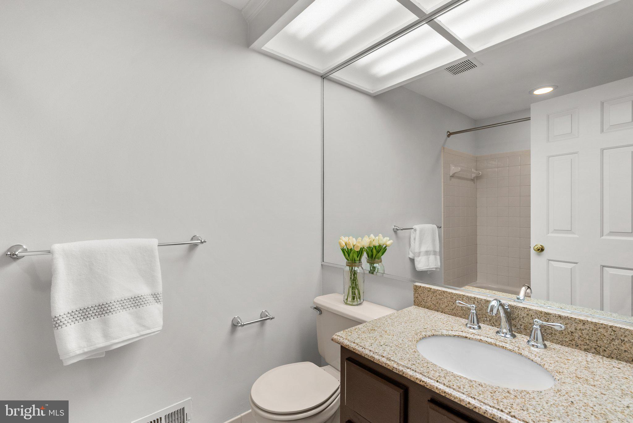 POTOMAC CHASE - Residential