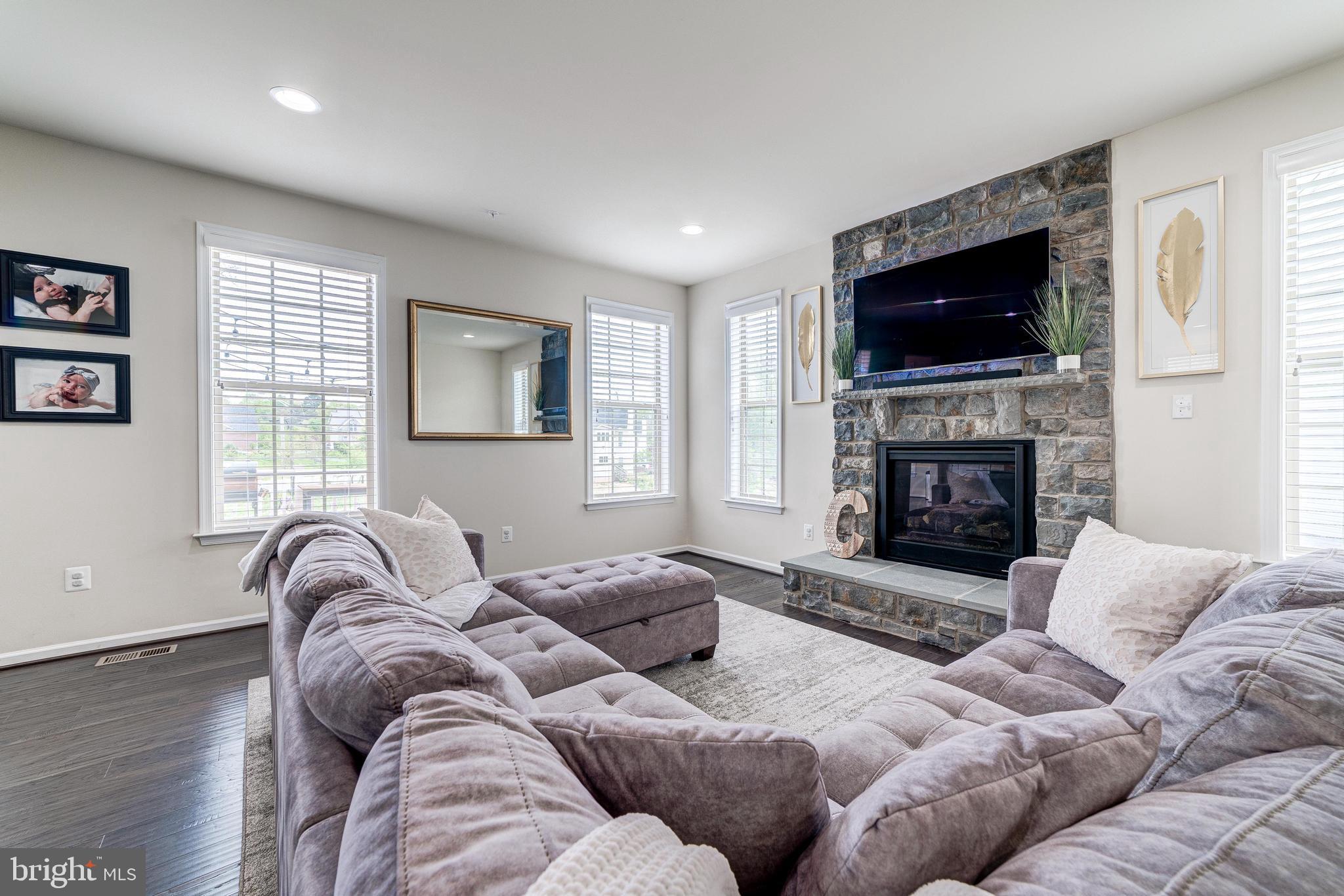 GLENN DALE CROSSING - Residential