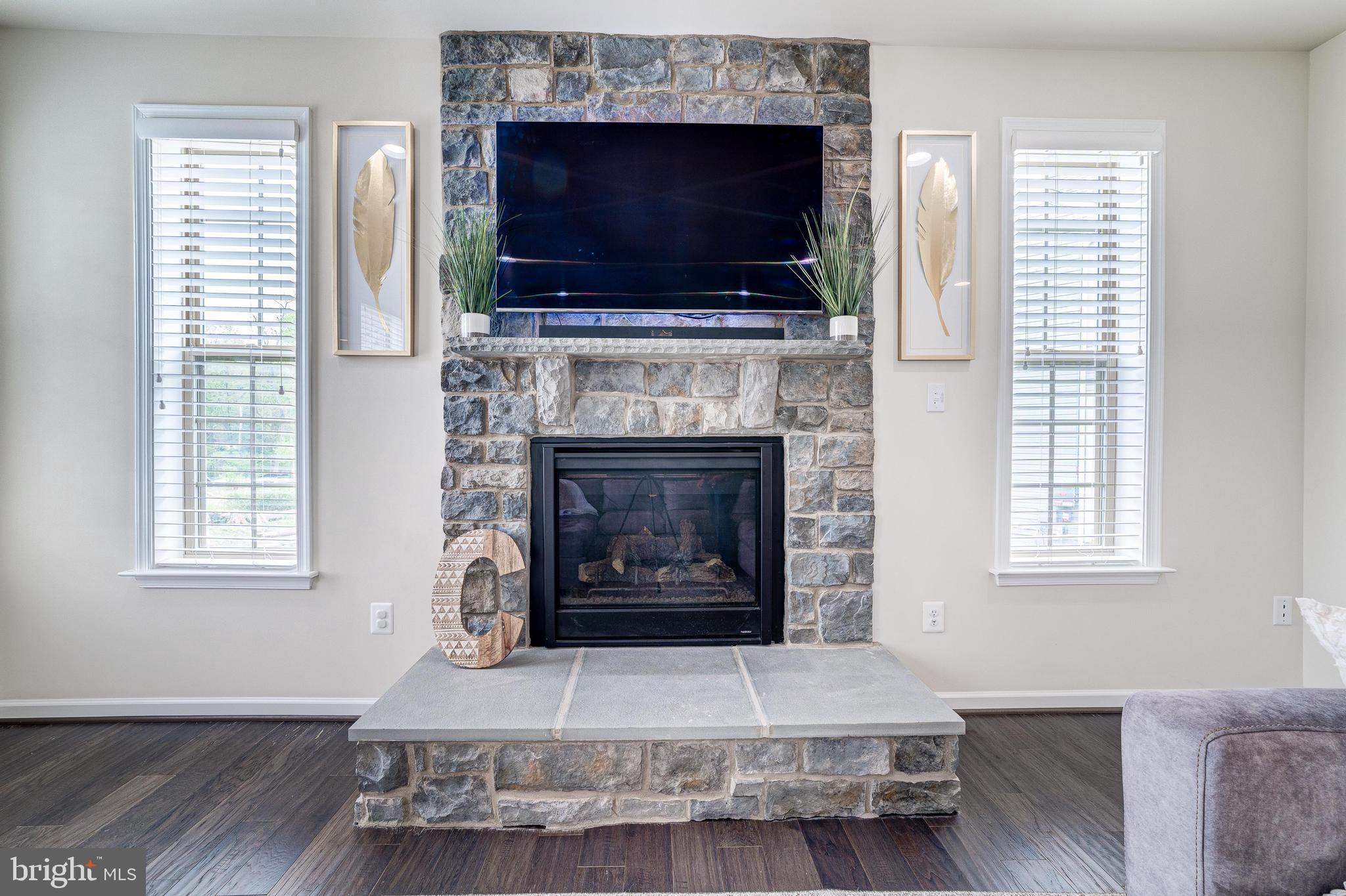 GLENN DALE CROSSING - Residential