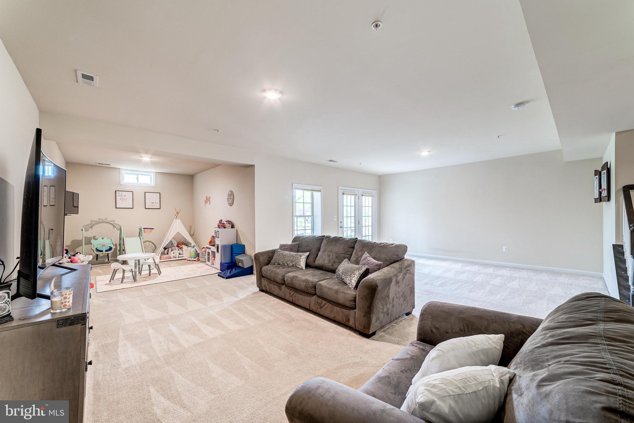 GLENN DALE CROSSING - Residential