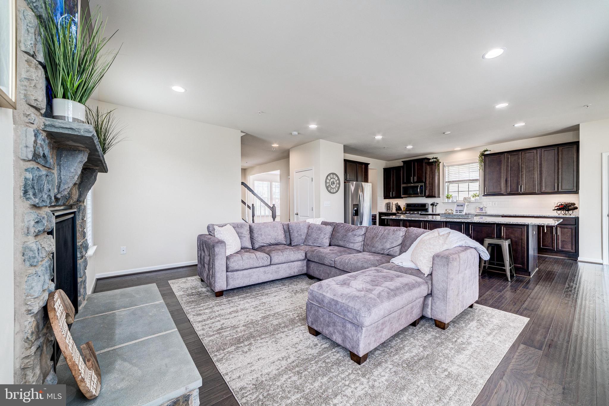 GLENN DALE CROSSING - Residential