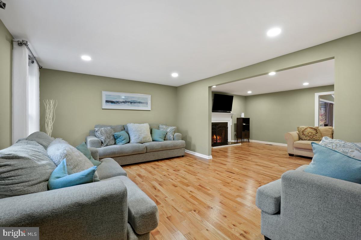 WILLOW WOOD ESTATES - Residential