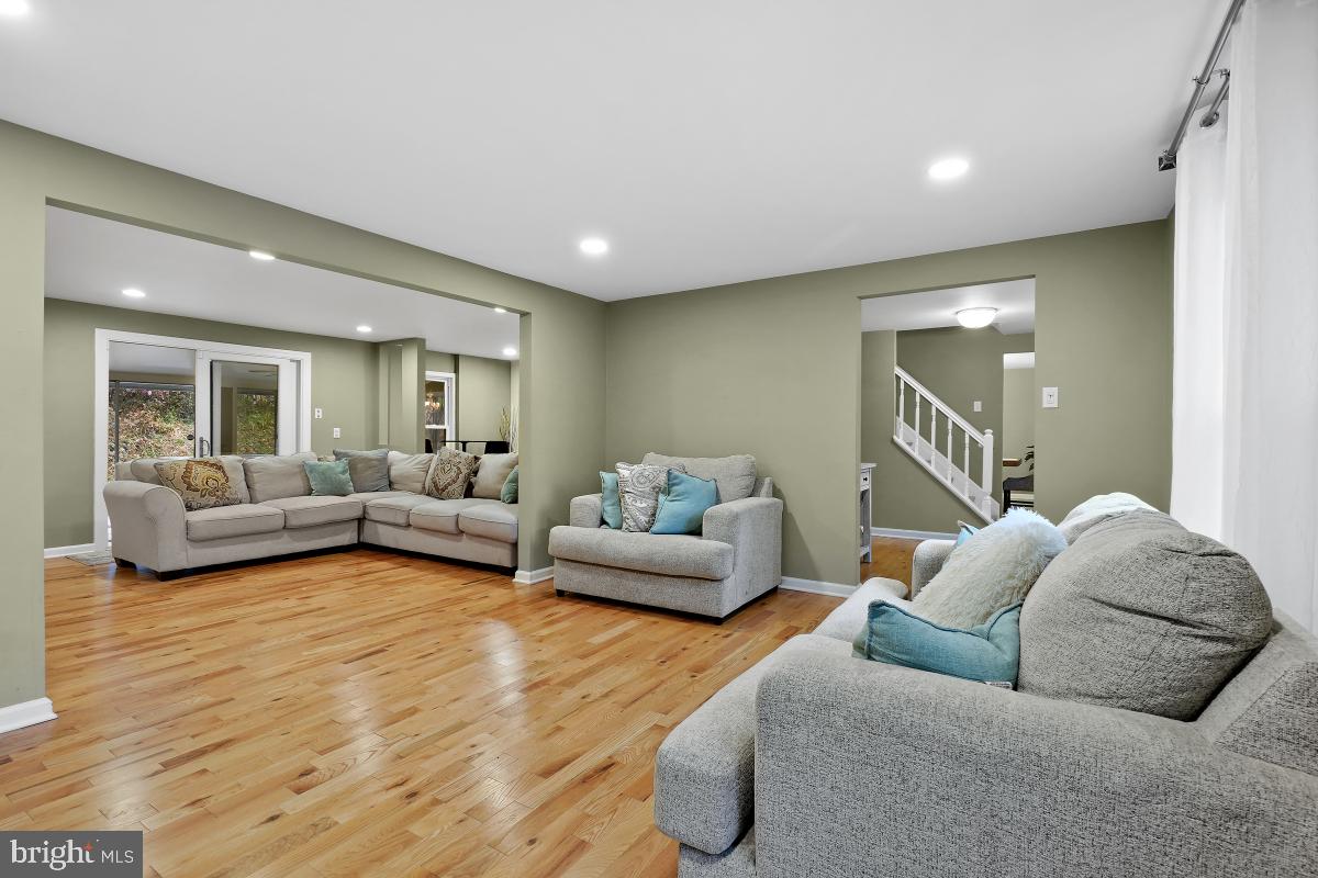 WILLOW WOOD ESTATES - Residential