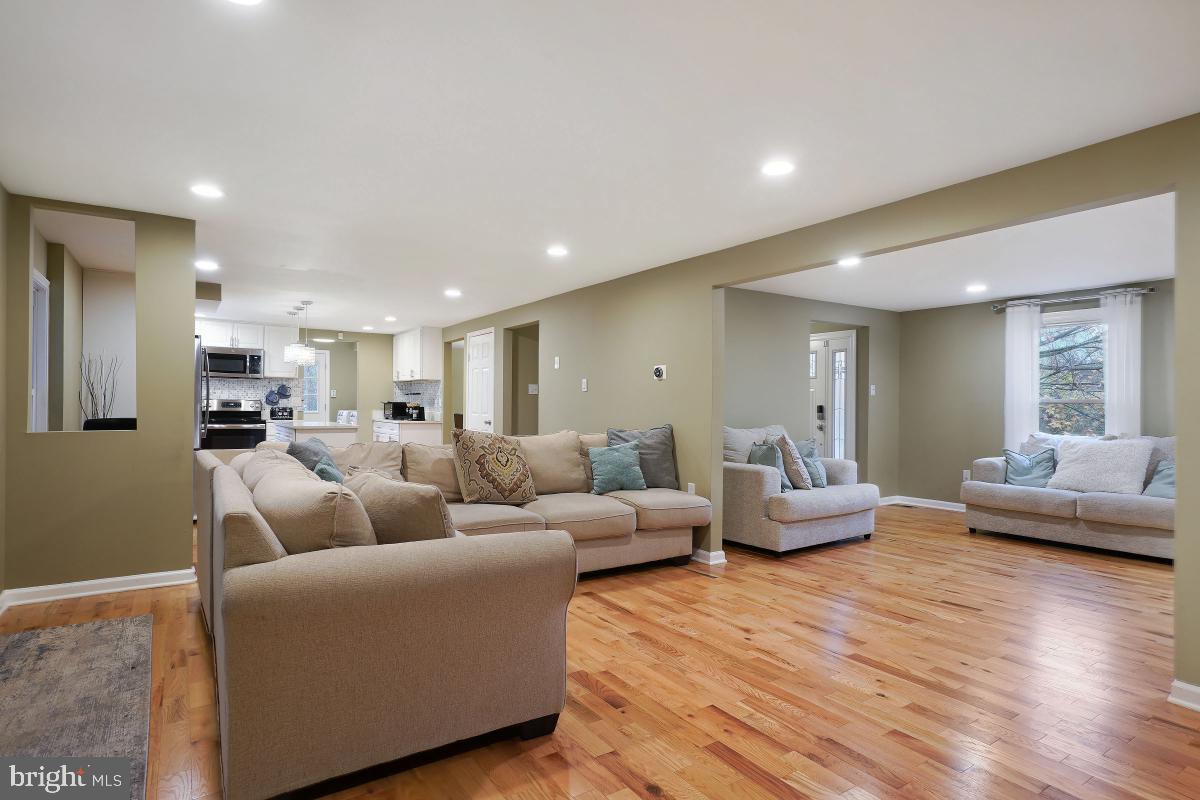 WILLOW WOOD ESTATES - Residential